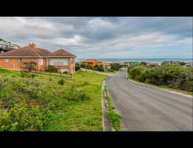 LAND FOR SALE IN OUTENIQUA STRAND